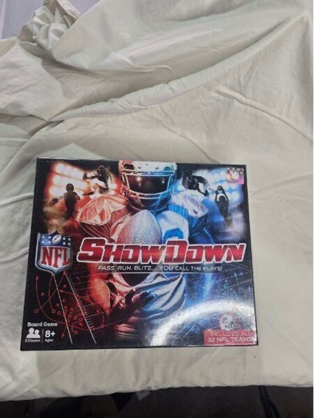 NFL Showdown Board Game - Includes All 32 NFL Teams (Sealed)